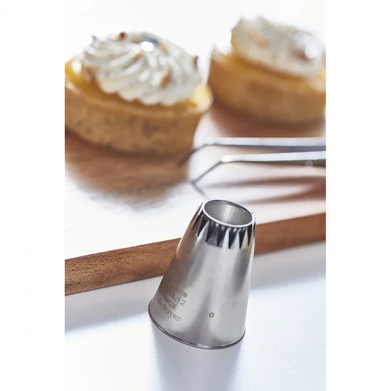 Douille sultane cannelée en inox H.4,5cm cône rasant
